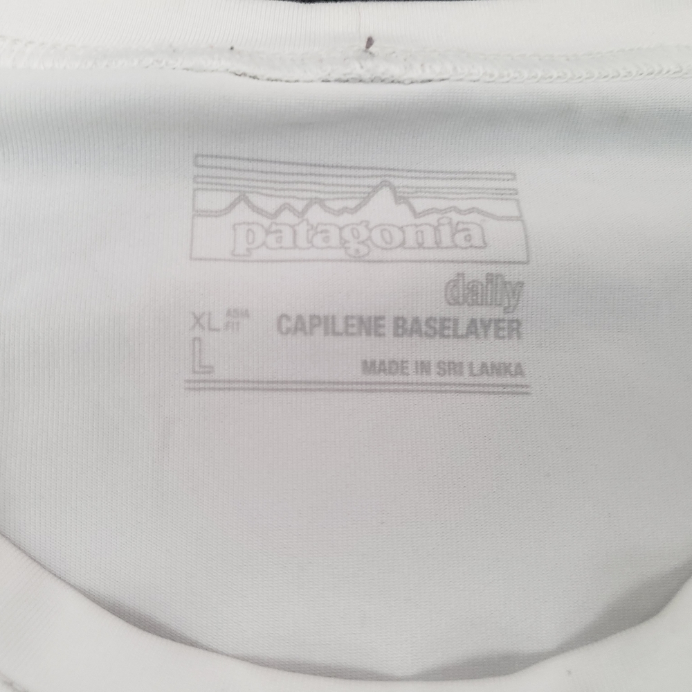SOLD Men's L Patagonia Capilene Base Layer - Picture 3 of 5